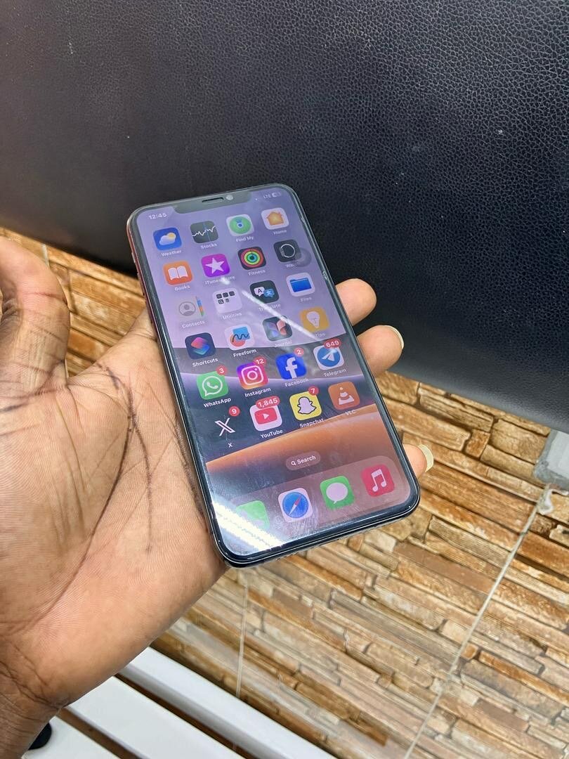 iPhone 11 Pro max