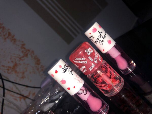 Gloss à lèvres longue tenue