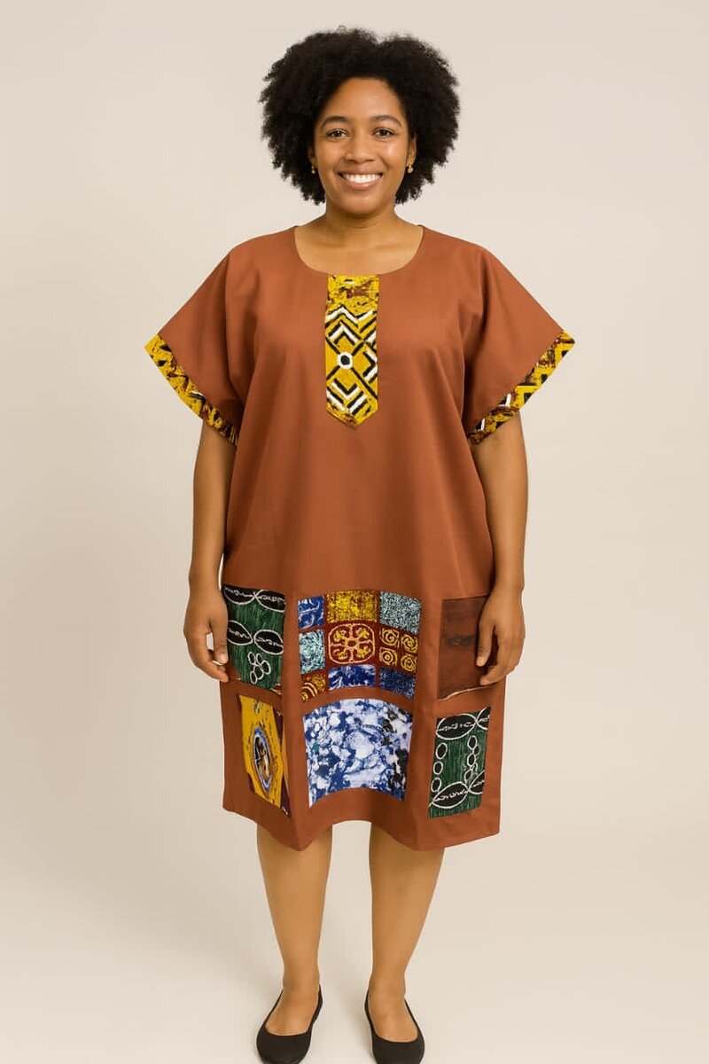 Robe ethnique avec motifs colorés