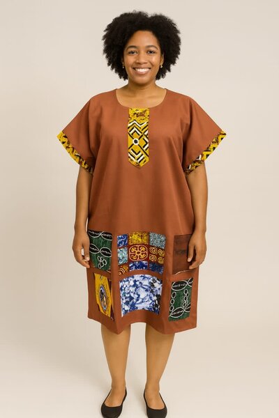 Robe ethnique avec motifs colorés
