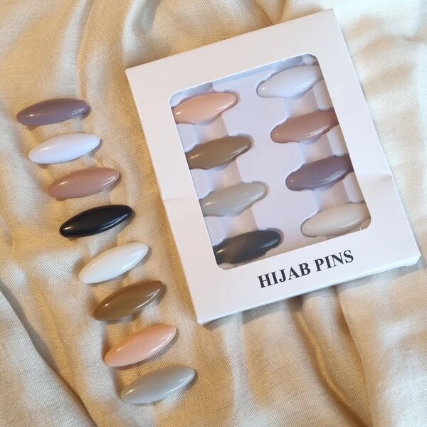 Hijab accessories ( magnets, hijab clips and pins)
