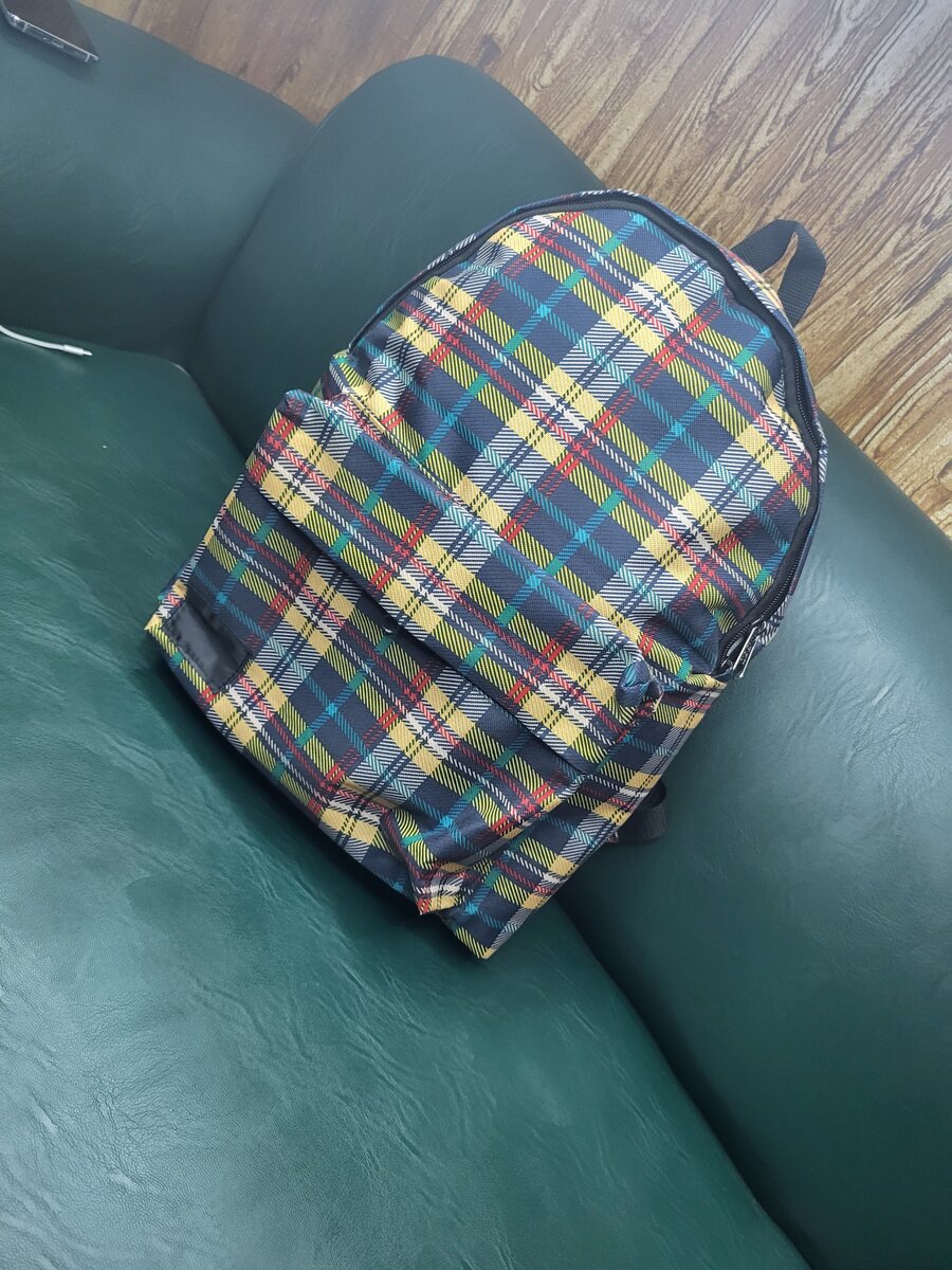 Sac à dos élégant à carreaux