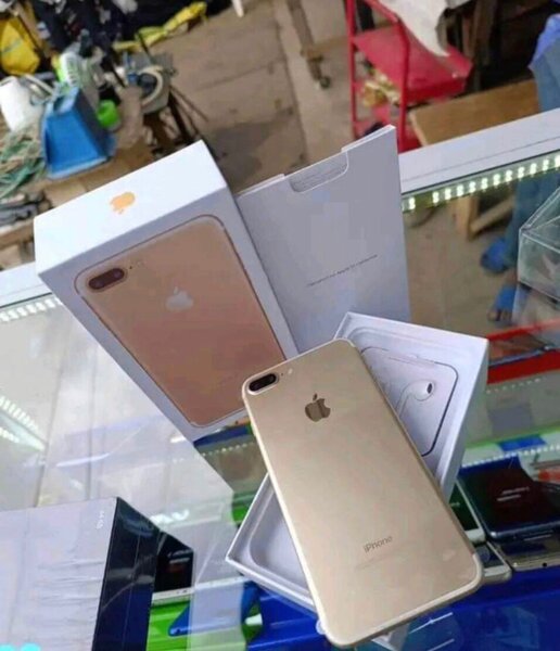 iPhone 7 Plus 64GB Or