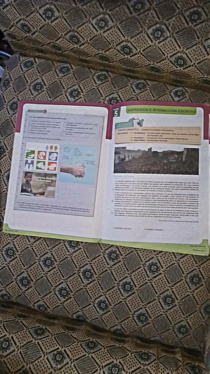 Livre d'espagnol éducatif