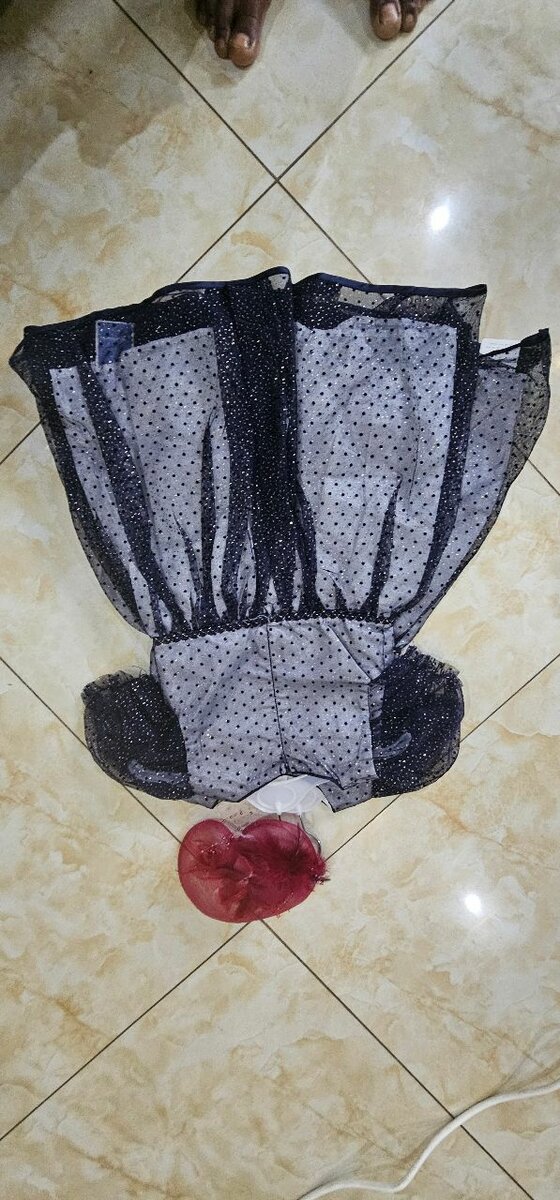 Girls nice dress: available from age 3 to 9