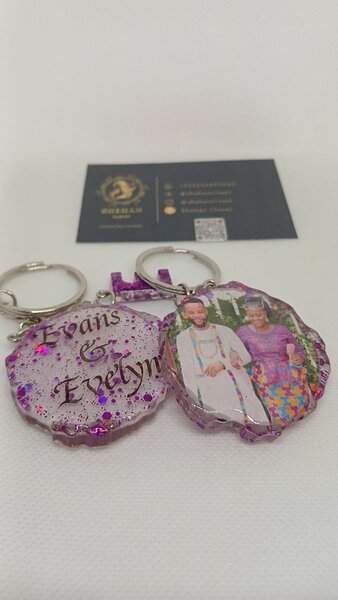 Resin keyholder