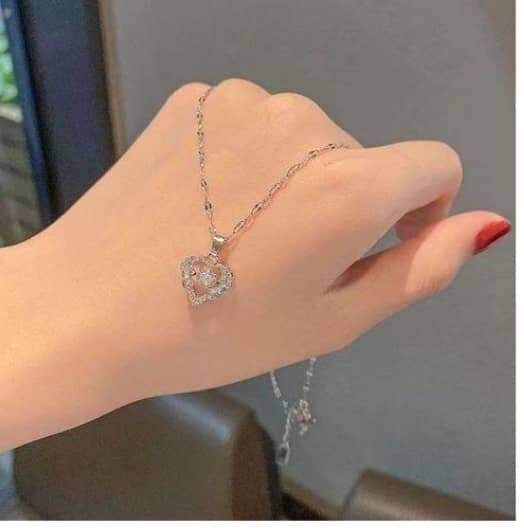 Collier cœur élégant