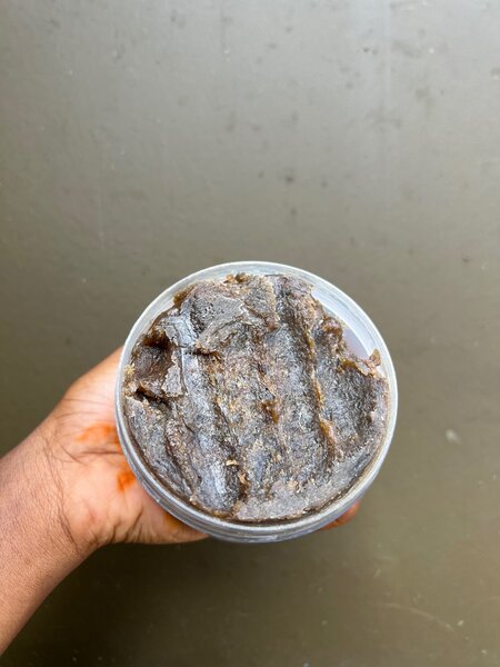 Savon Noir Réparateur 250g