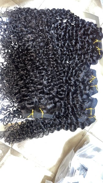 Extensions Cheveux Bouclés