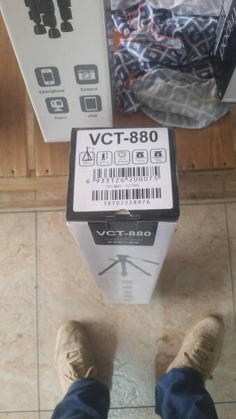 VCT 880 TRIPOD