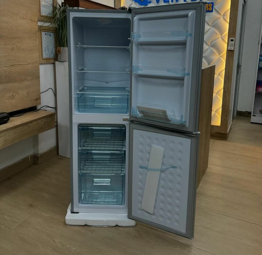 Nasco 196L Bottom Freezer - Refrigerator
