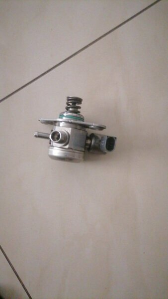 High fuel pressure pump & mercedes airbag