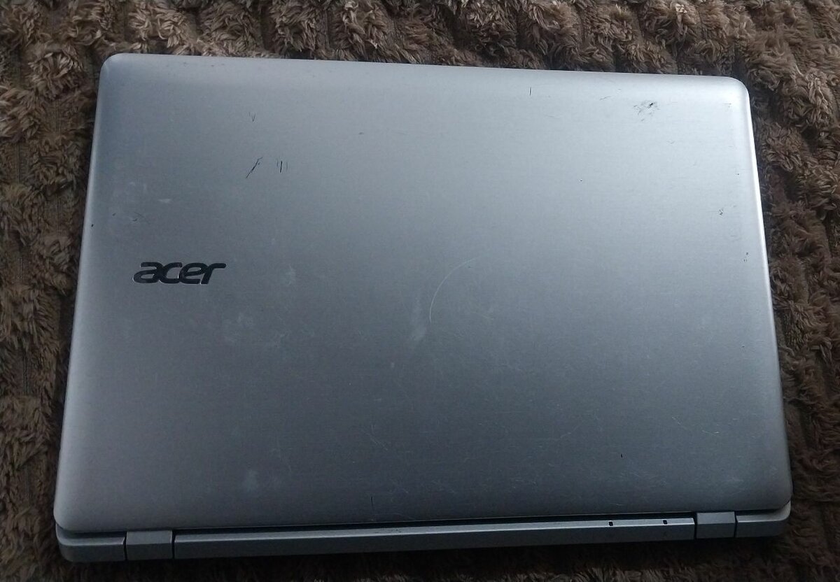 Acer E3-111