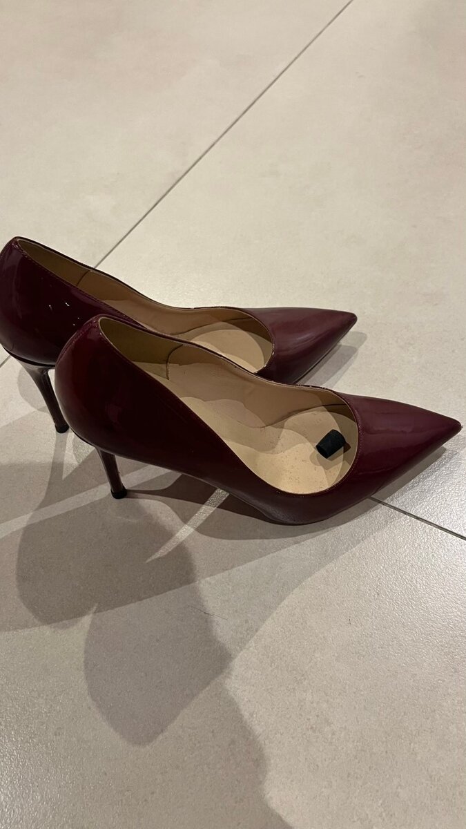 Escarpins à talons bordeaux