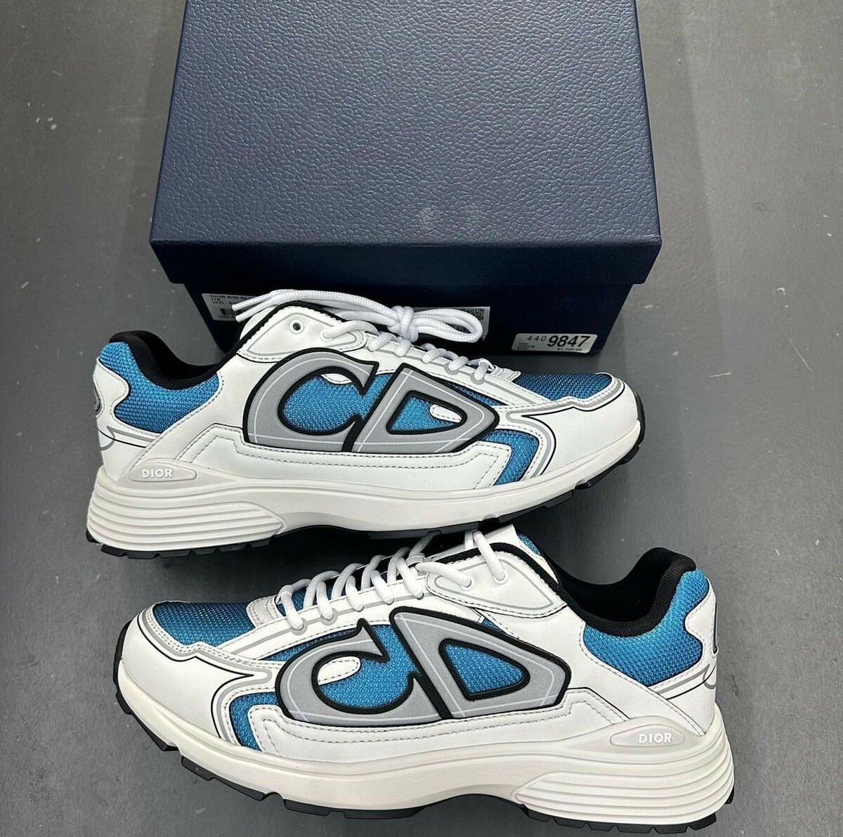 CD DIOR SNEAKER