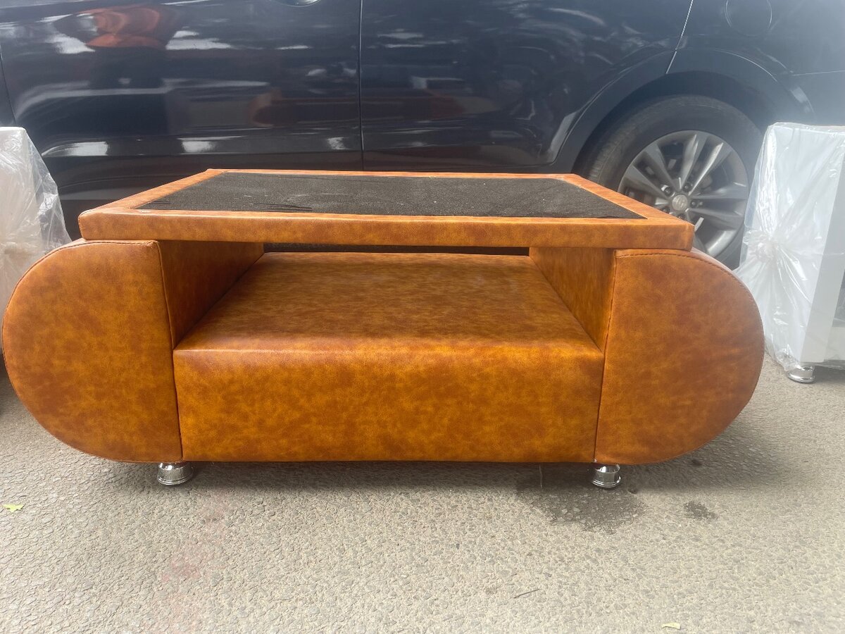 Table basse moderne en bois