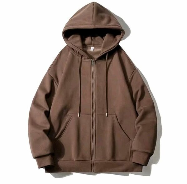 Pull à capuche avec chaîne