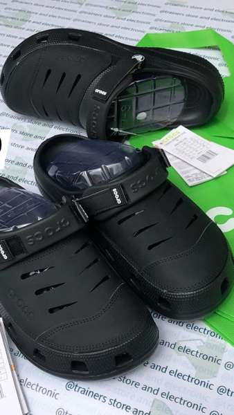 Classic platform crocs 