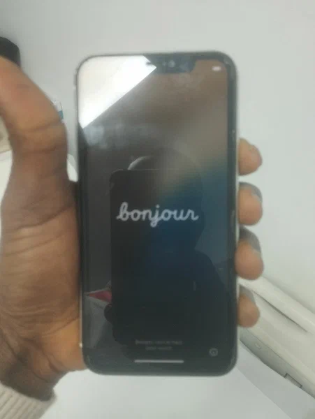 iPhone 11 en bon état