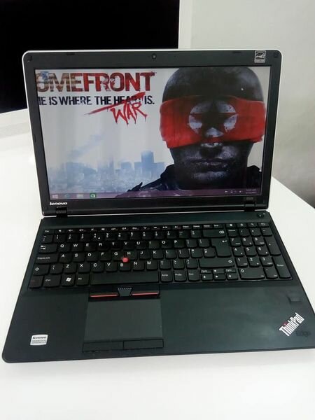 MINT LENOVO THINKPad EDGE E525