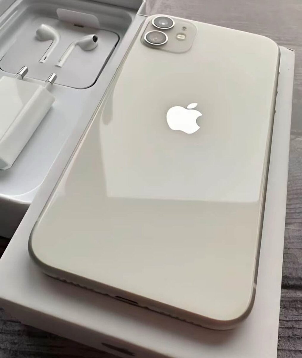 Smartphone moderne avec accessoires