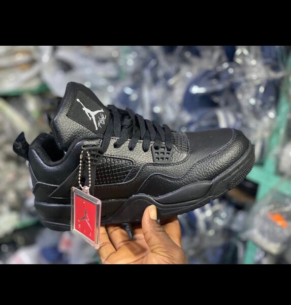 Baskets noires élégantes