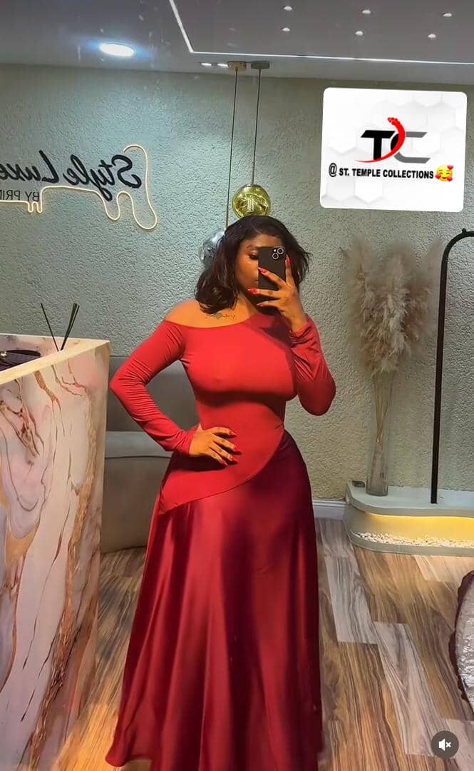 Robe élégante à manches longues