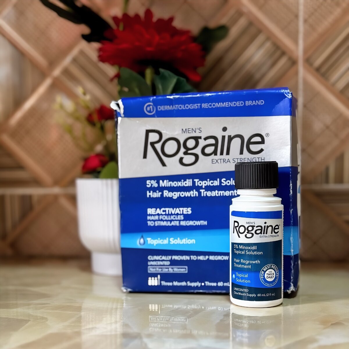 ROGAINE 5% MINOXIDIL SOLUTION