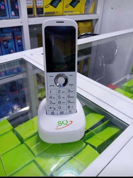 Téléphone portable fixe