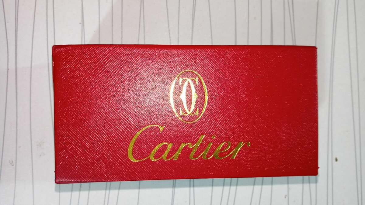 Boxes to hold your expensive thing for you