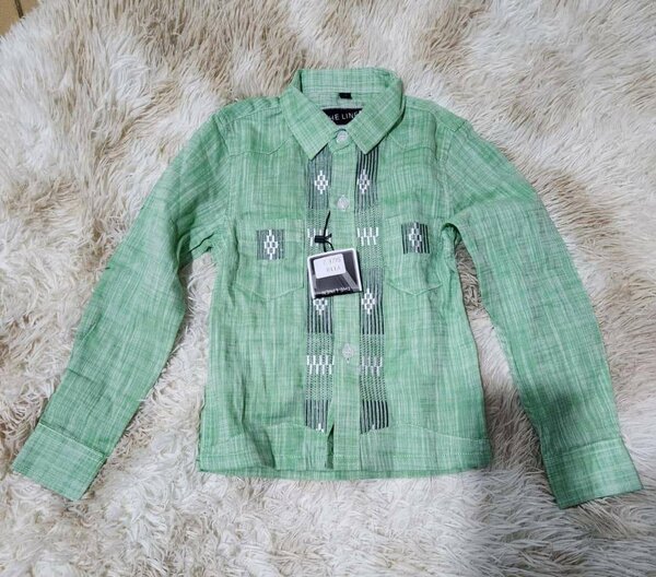 Chemise verte en lin pour enfants
