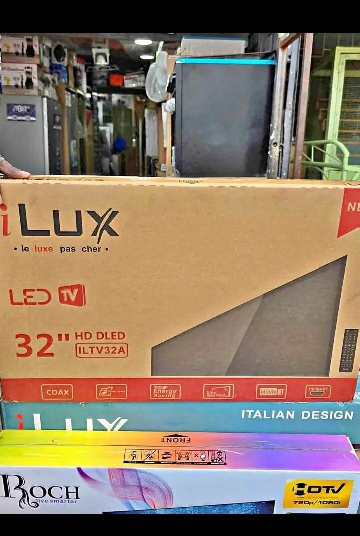 Smart TV 32" HD LED iLUX