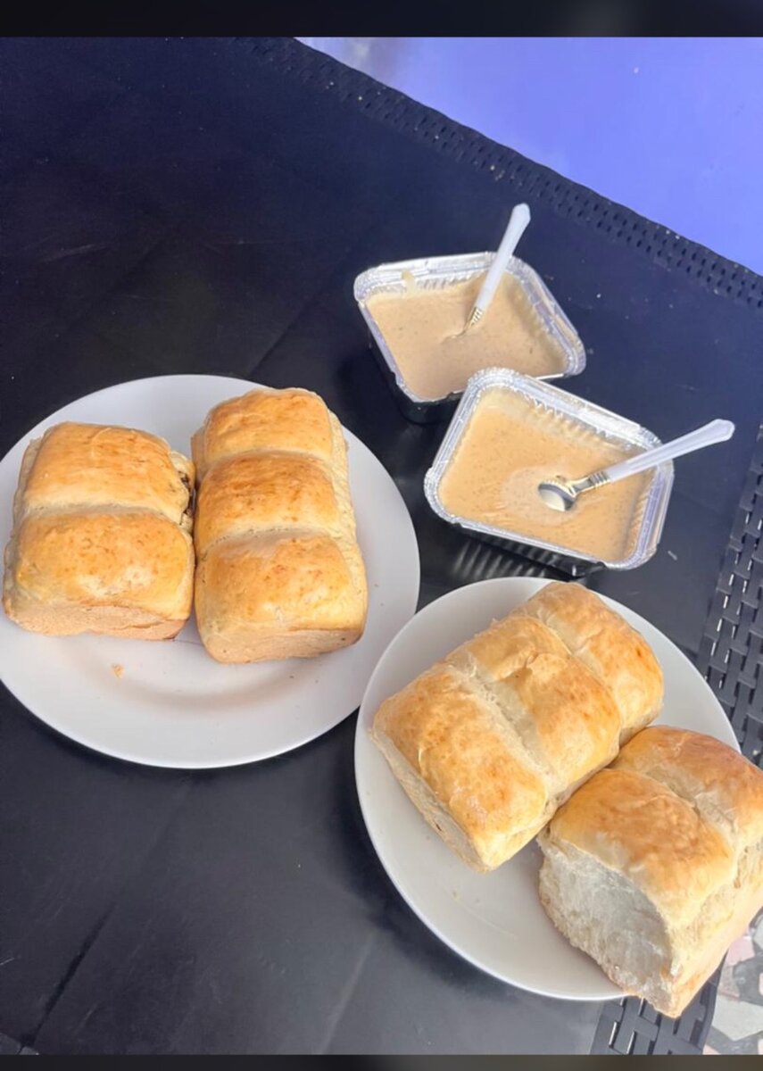 Pains fourrés et riz au lait