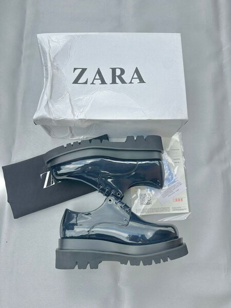 Chaussures vernies Zara