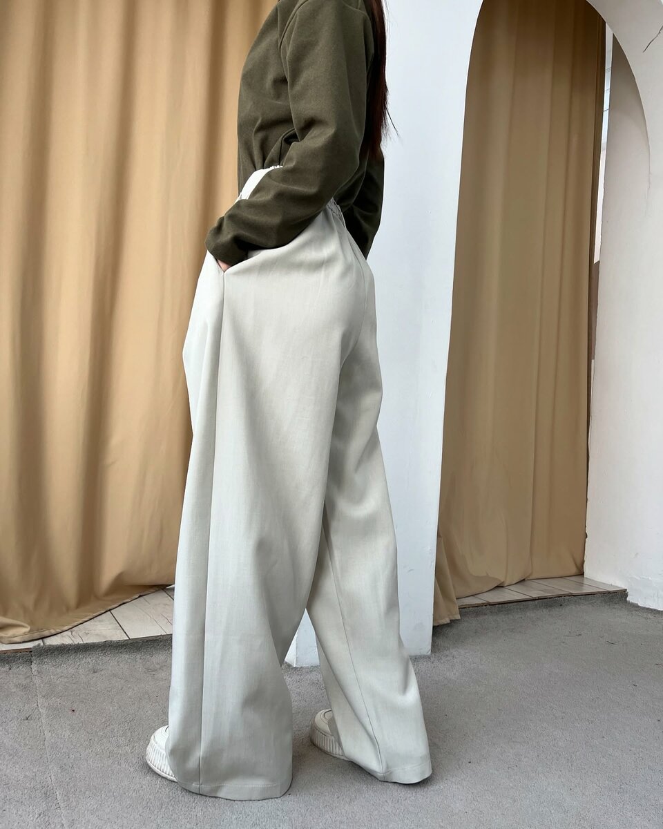 Женские белые классические брюки