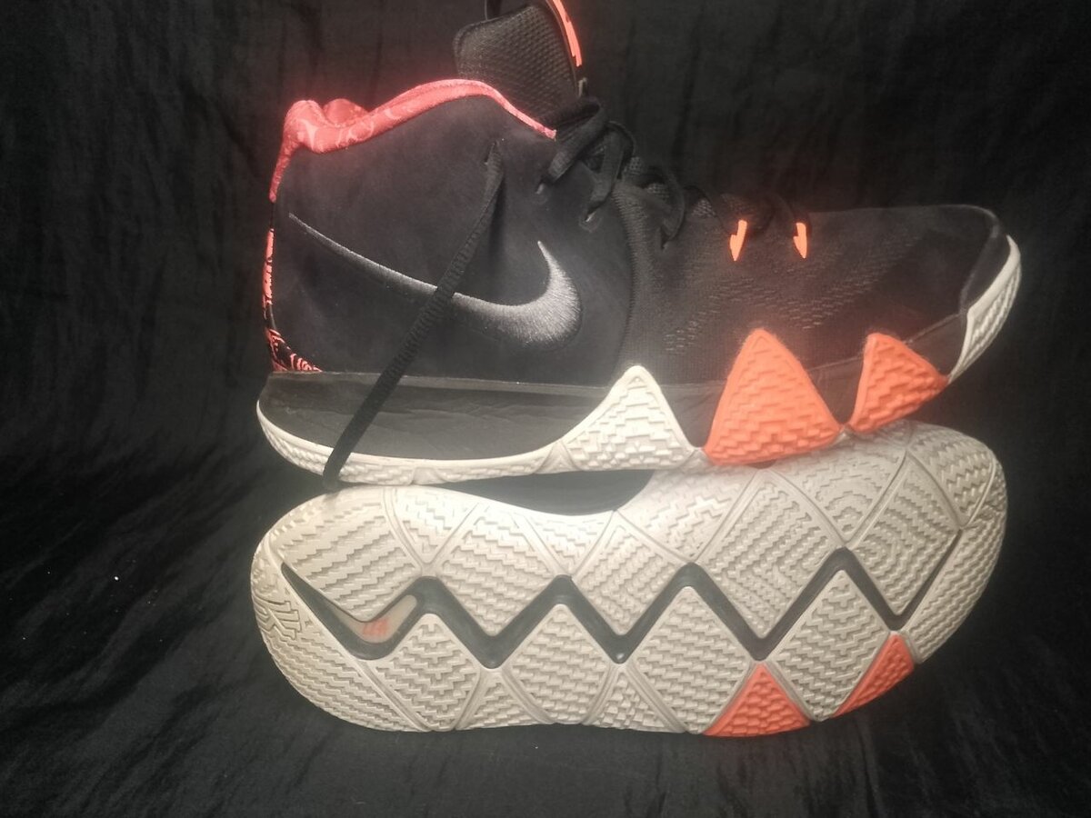 Kyrie 4
