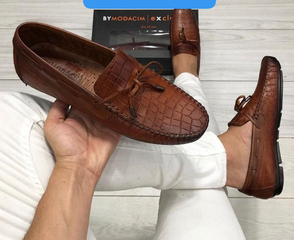 mocassins en cuir marron