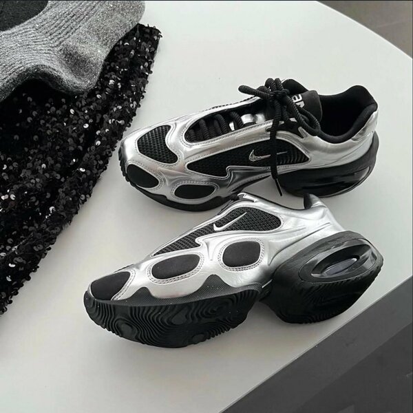 NIKE CLASSIC