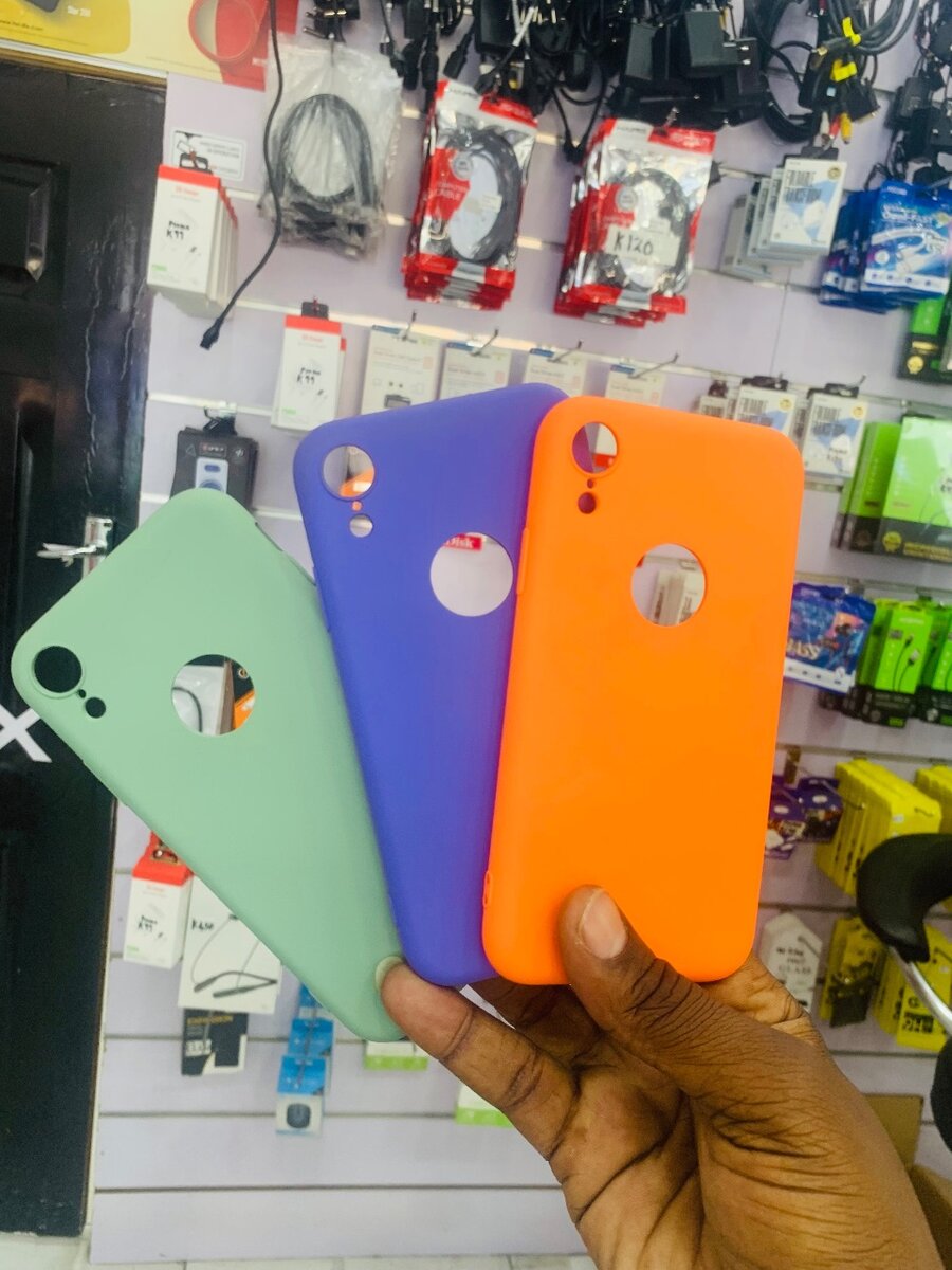 iPhones and Samsungs Cases