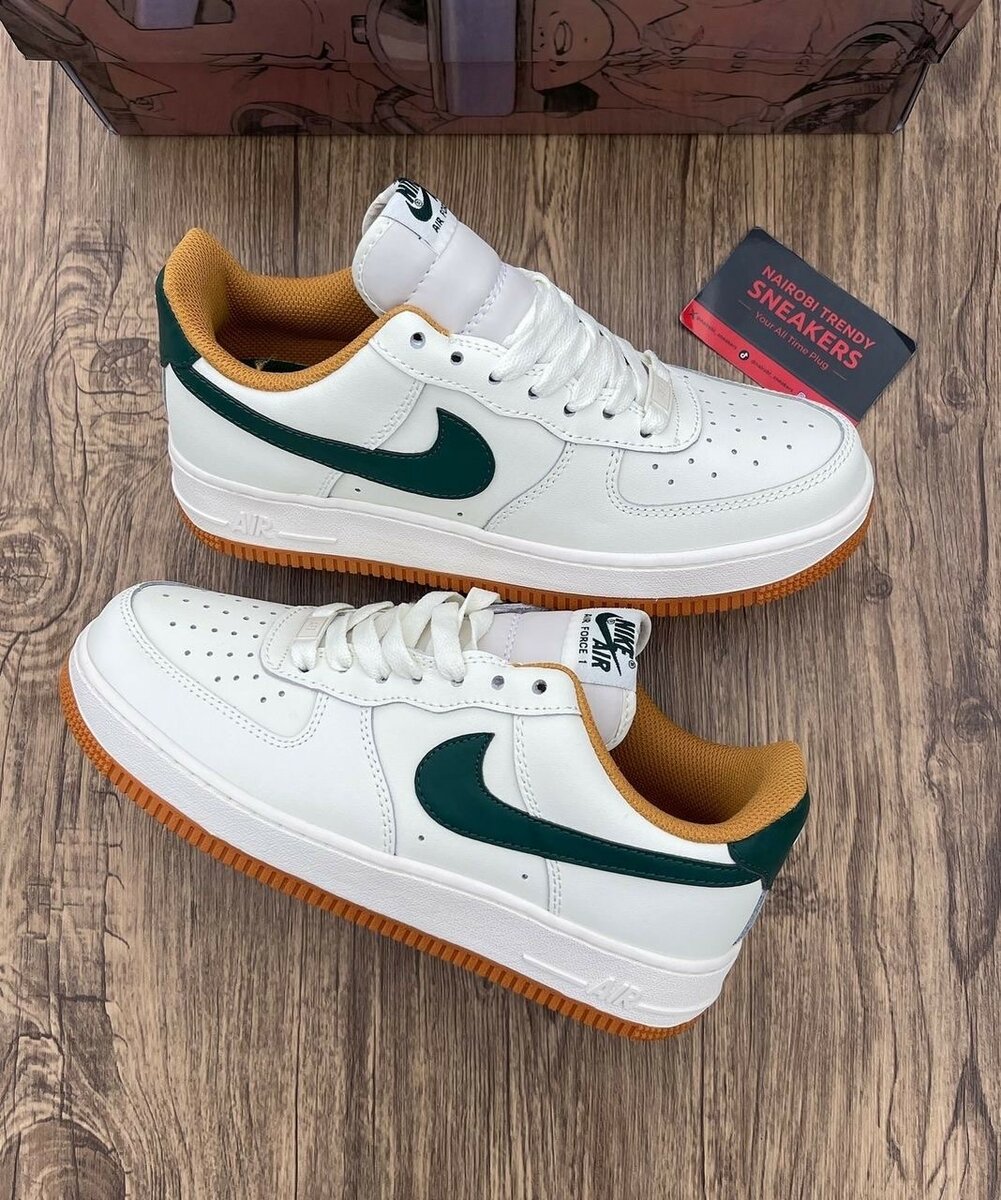 NIKE AIRFORCE LOW CREAM