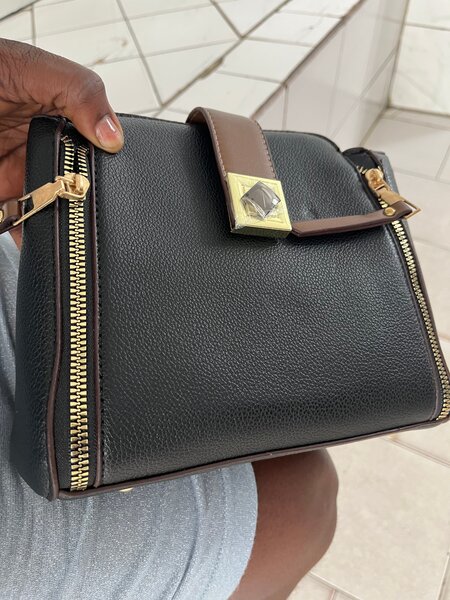 Sac à main élégant en cuir