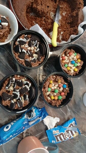 Dessert en verrines Oreo et M&M