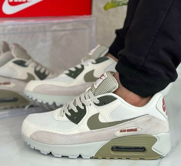 NIKE AIRMAX