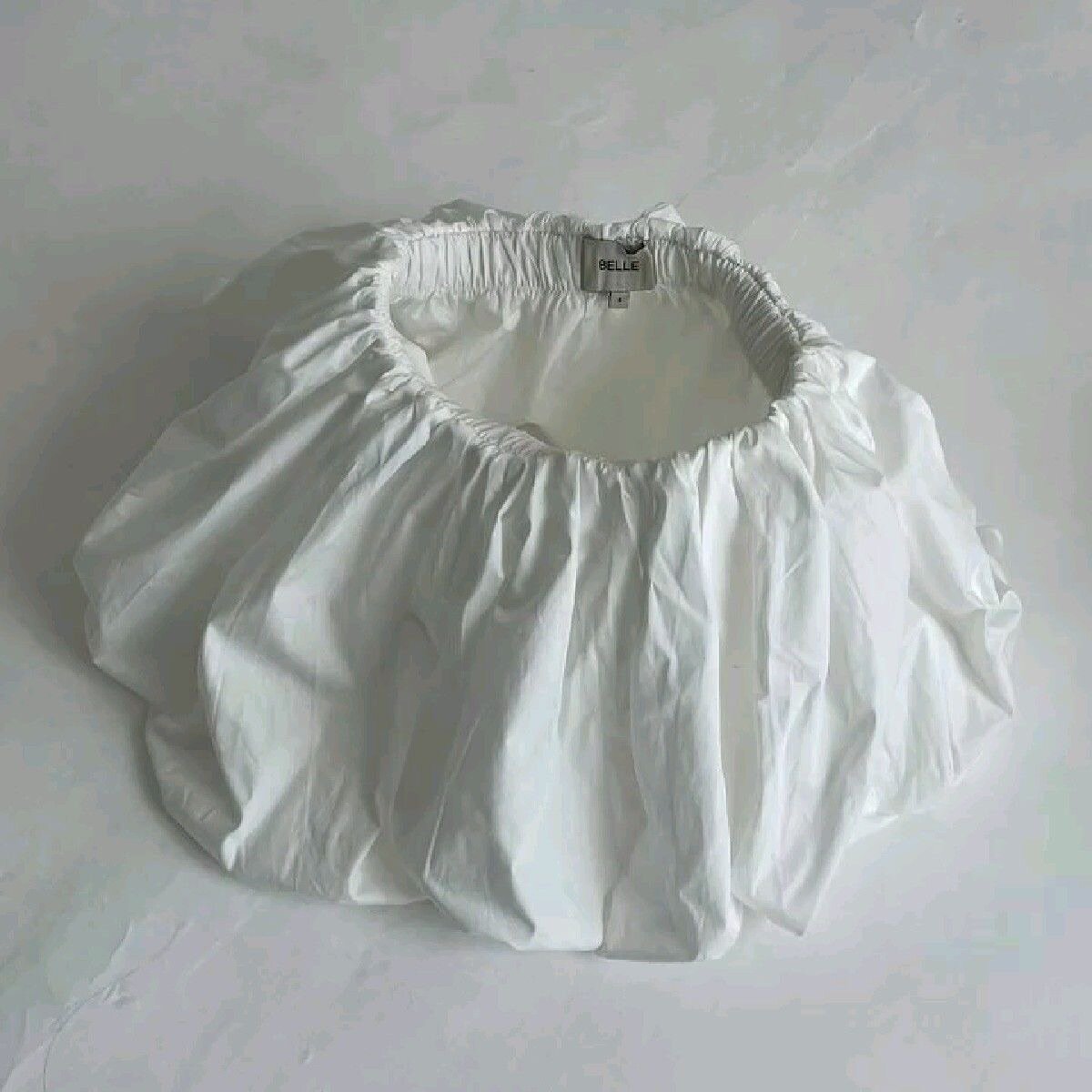 Jupe bouffante blanche élégante