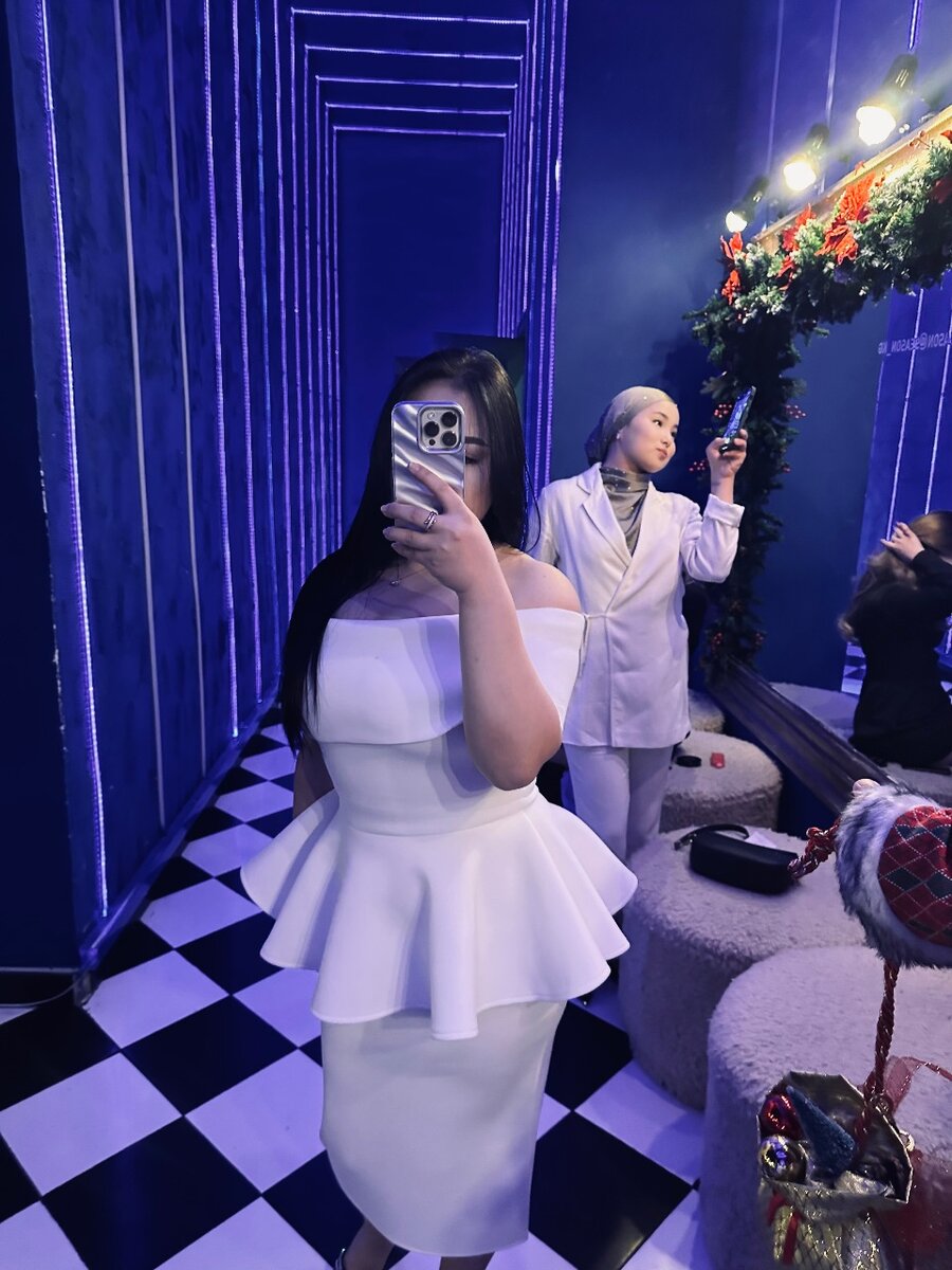 Двойка юбка с баской