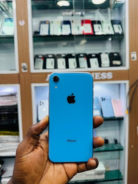 iPhone XR Bleu 64 Go