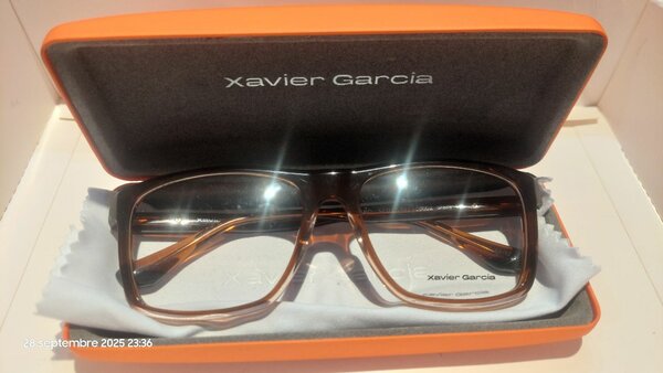 Lunettes Xavier Garcia élégantes