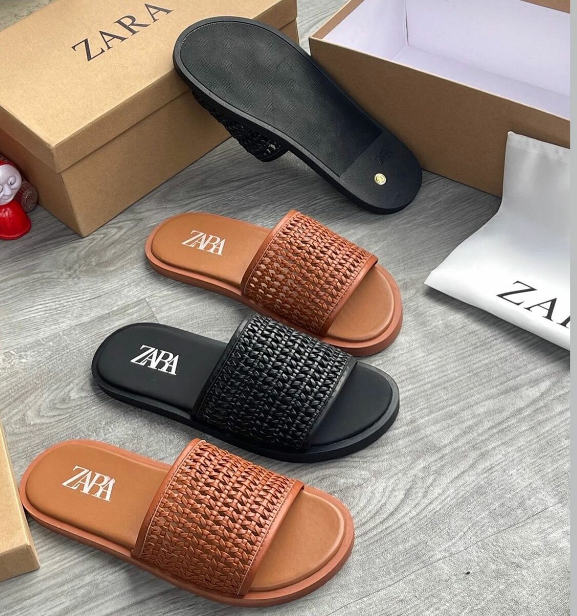 Mules tressées Zara élégantes