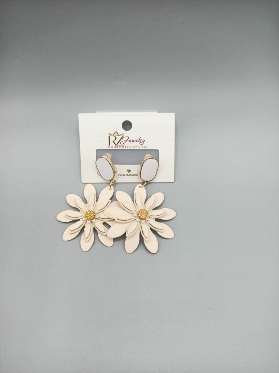 Flower earrings