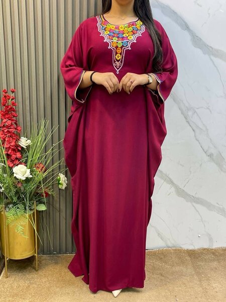 Robe Caftan Longue Élégante